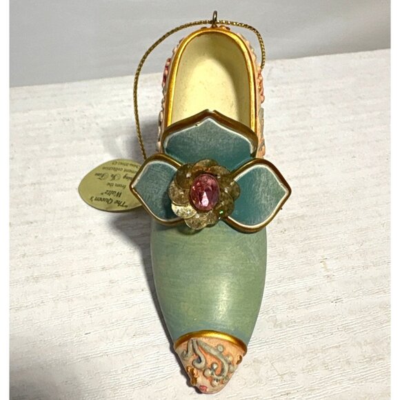 Ashton Drake The Queens Waltz Shoe Ornament Stepping In Time Collection Green - Picture 2 of 9